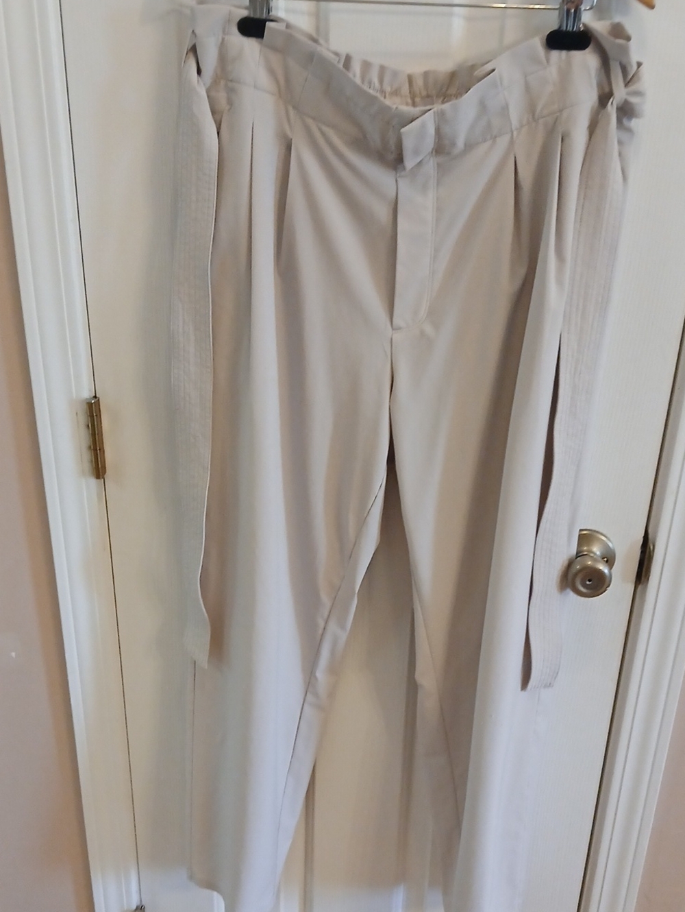 ATHLETA Beige  Women's High-Waist Pleated Pants with Tie Belt, Size 14